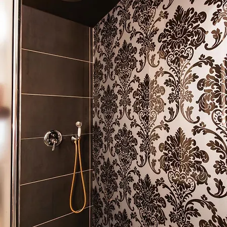 La Rondinella Boutique Rooms&café 3*