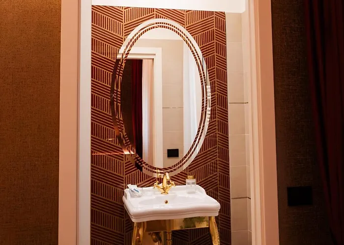 La Rondinella Boutique Rooms&café