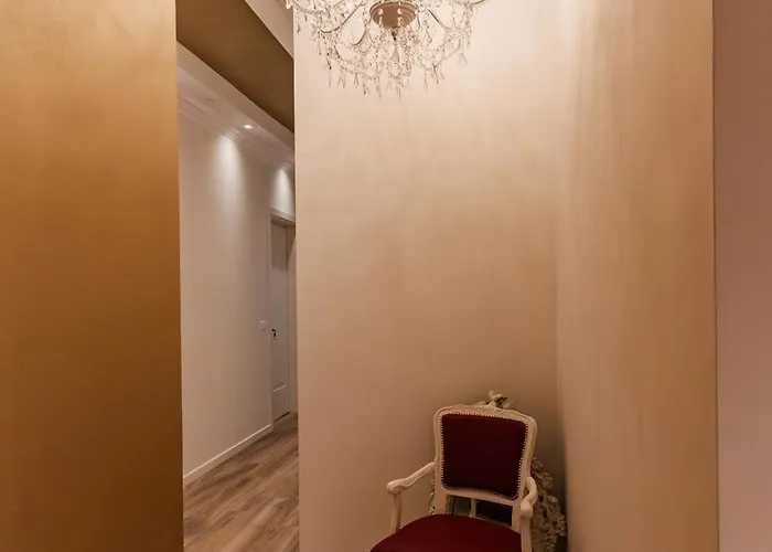 La Rondinella Boutique Rooms&café Bed & Breakfast
